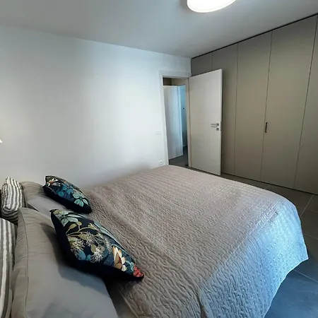 アパート Aquamarina *