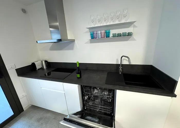 アパート Aquamarina