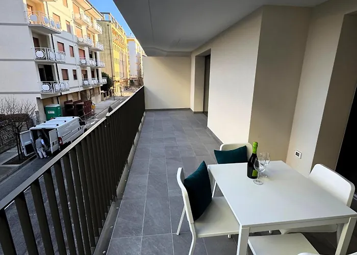 アパート Aquamarina